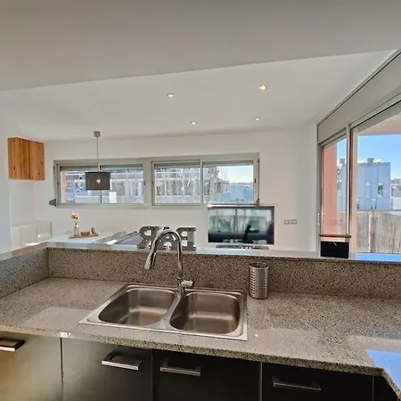 Large Terrace Luxury *