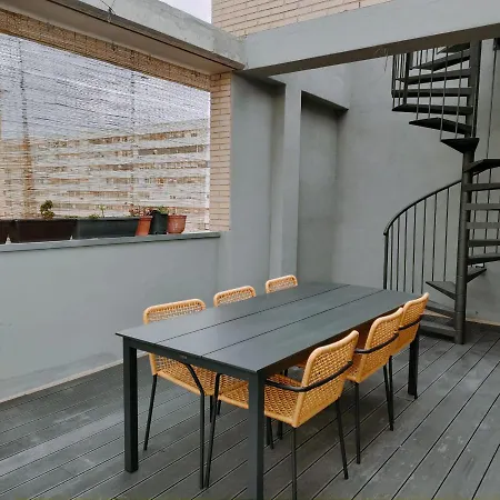 דירה Large Terrace Luxury