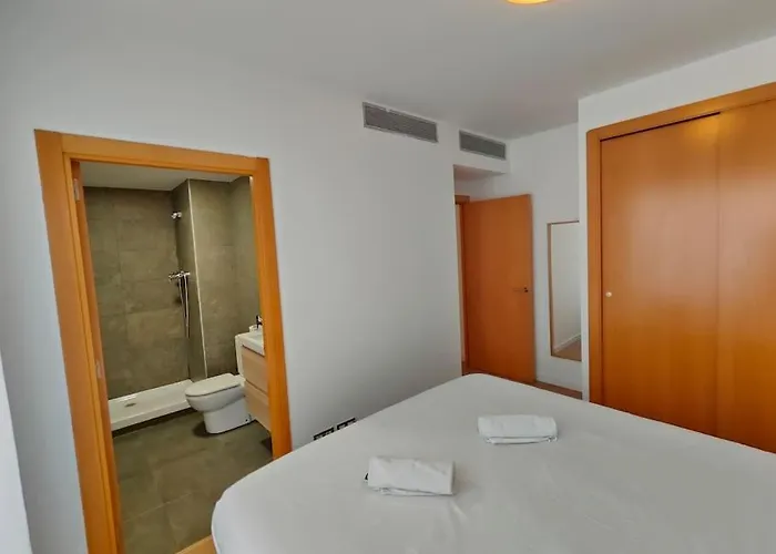 דירה Large Terrace Luxury סנט אדריה דה בסוס