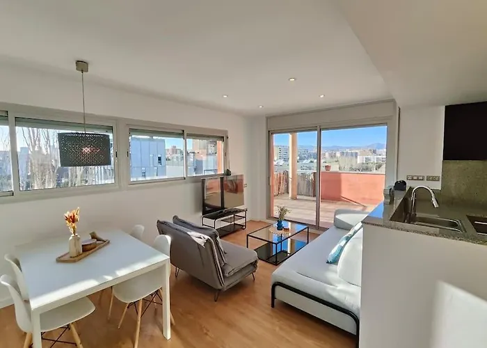 Large Terrace Luxury * סנט אדריה דה בסוס