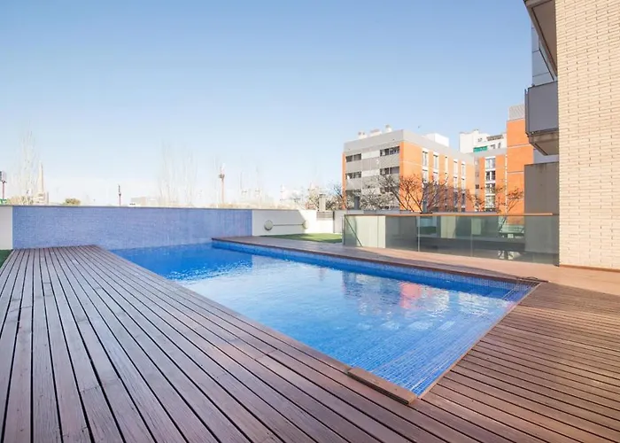 Large Terrace Luxury דירה